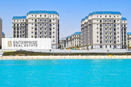 شالية صف اول علي اللاجون بقلب مدينة العلمين الجديده عاين و استلام فوري New Alamein North Coast