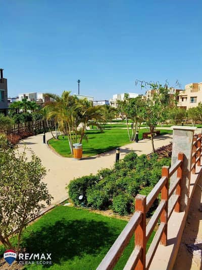 فيلا ستاندالون جاهزة للاستلام 533 متر ف قلب الجولدن سكوير بجوار الجامعة الامريكية