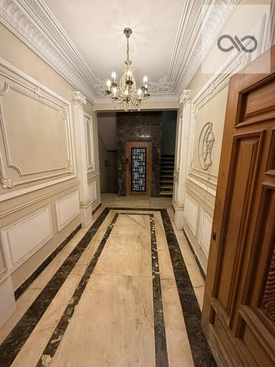 Apartment for sale in Al-Narges 5 - Fifth Settlement     Prime Location just 3 minutes away from South Teseen Street.     Unit details:  • Ground floor  • Area a