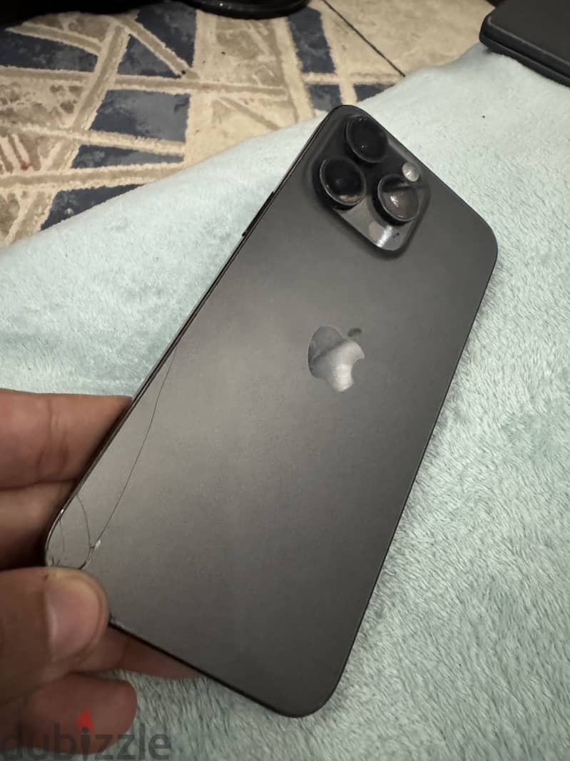 Apple - iPhone 15 Pro Max 1