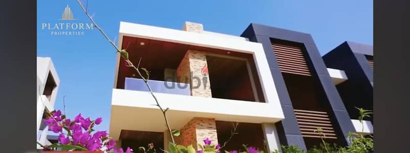 شقه ٩٠ متر ميد تاون سكاي علي اطلاله club house فيو رائع اول بلكونه