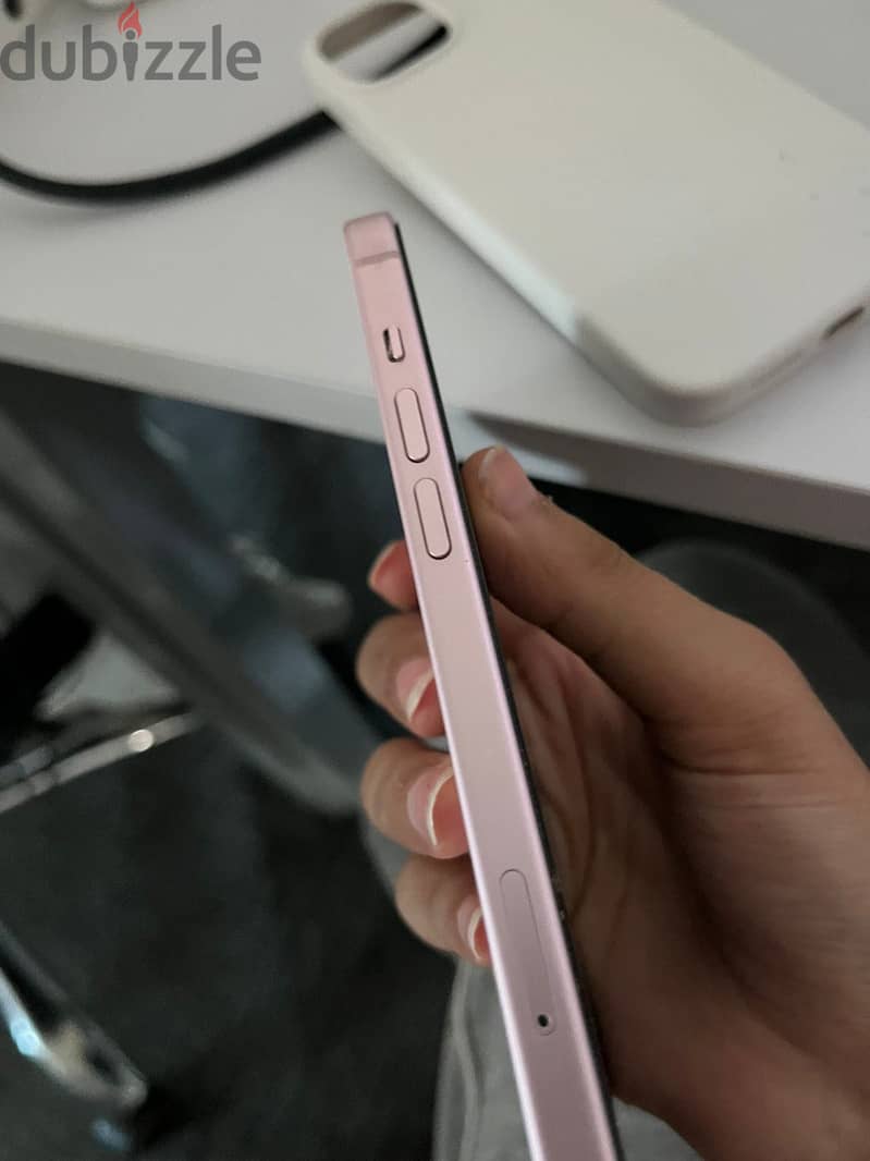 Apple - iPhone 15 plus 9