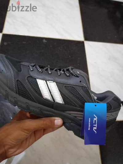 كوتشي Active جديد