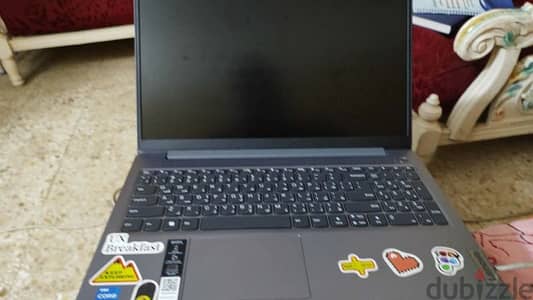 Lenovo IdeaPad Slim 3 15IAH8