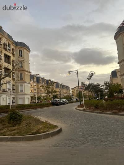Amazing Prime location Studio for Sale in Mountain View Hyde Park New Cairo