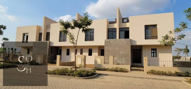 Corner Townhouse with Penthouse in O West – Prime Location