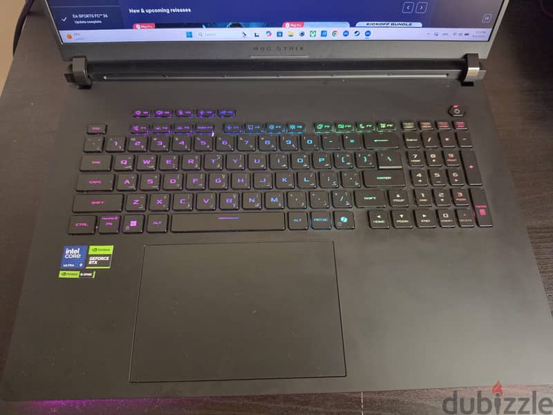 ASUS ROG SCAR 18 like new 3
