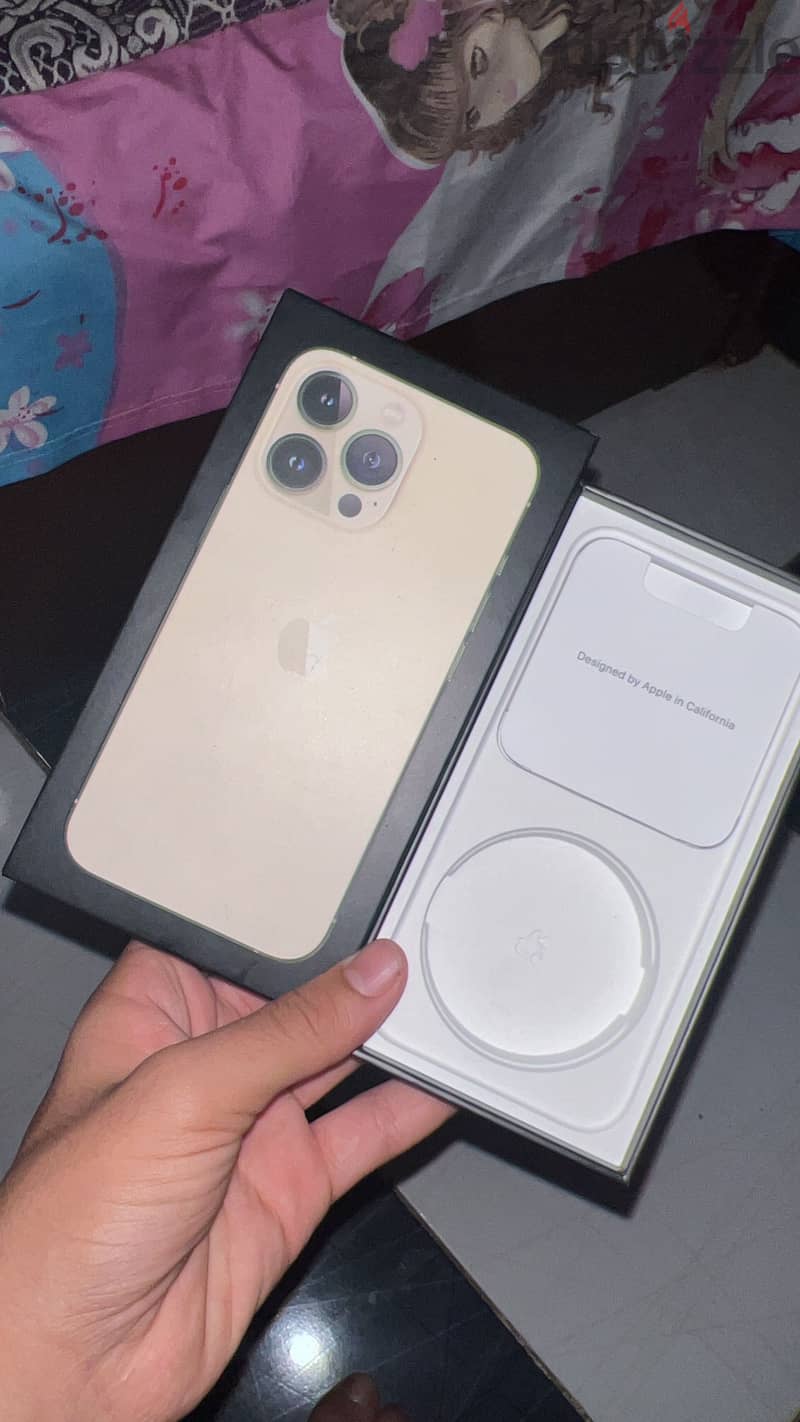 آبل - آيفون 13 برو 1