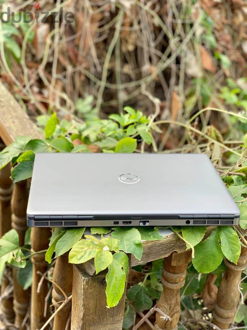 Dell precision 7560 2