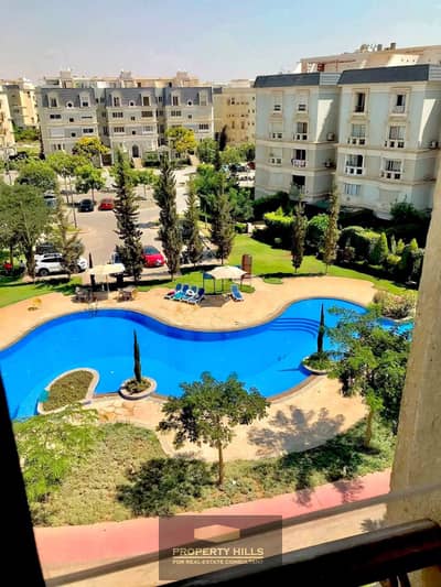 استلم فوري اخر شقة 3 غرف متشطبة تشطيب High End في التجمع ماونتن فيو امام بوابة 1 الرحاب