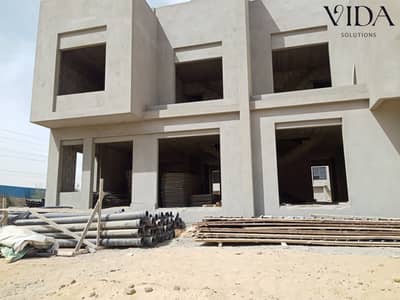 310 SQM Twin House for Sale in Lake West 3 with 314 SQM Land and 260 SQM BUA and Installments Until 2031