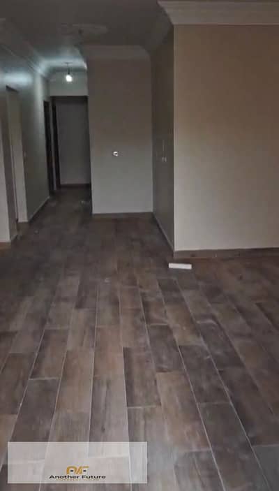Apartment for rent in Al Yasmin Compound in Sheikh Zayed, Near Hyper One