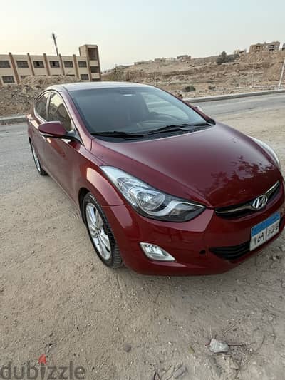 هيونداي إلينترا 2012