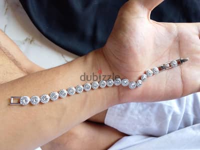 برسيليت SWAROVSKI  ل Una Angelic