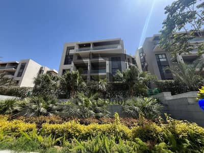 دوبلكس بحديقة للبيع في The Address East | 210م + 75م جاردن
