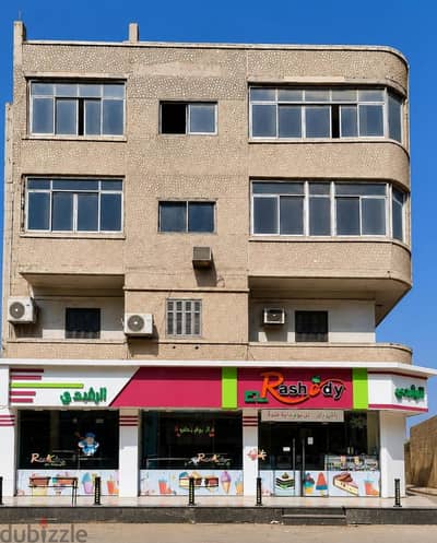 عقار مميز في ديرب نجم  عمارة للبيع في ديرب نجم الشرقية – ٣٠٠ م على الش