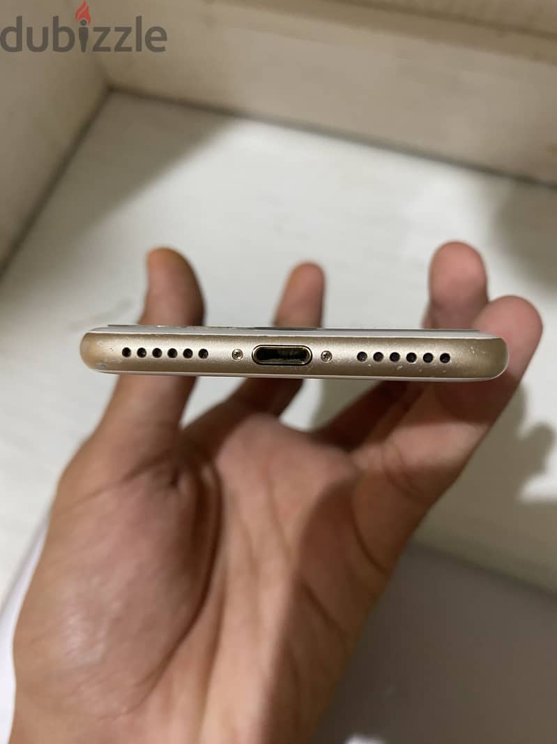 Apple - iPhone 7 6