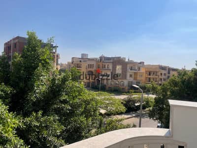 شقة فاخرة للبيع فيلات جنوب الاكاديميه التجمع الخامس  دور ثاني  المساحه 200 م  3 غرف منهم غرفة ماستر  3 حمام  رسيبشن 3 قطع  بلكونه  تشطيب سوبر لوكس  حص