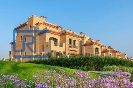 تاون هاوس 3 غرف للبيع في لافيستا سيتي – 230م | بدون تشطيب | جاهز للاستلام