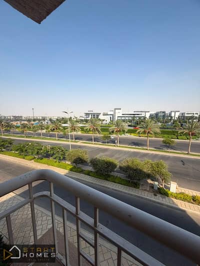 For Rent (Furnished) – First-time occupancy in Madinaty (B12), featuring a stunning panoramic view.