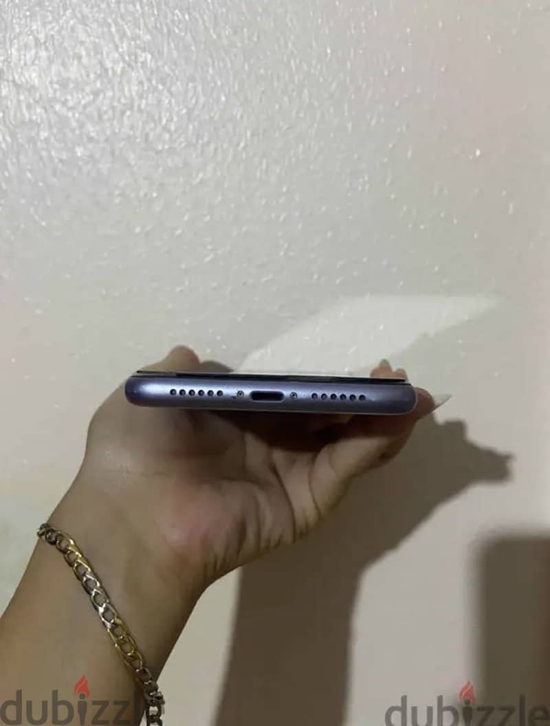 Apple - iPhone 11 4