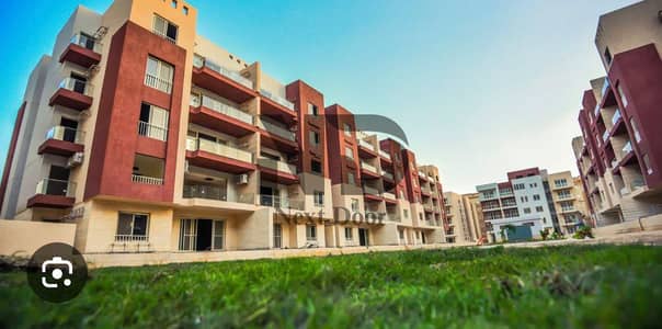 Garden Apartment for Sale in Promenade | 225 sqm + 97 sqm Garden