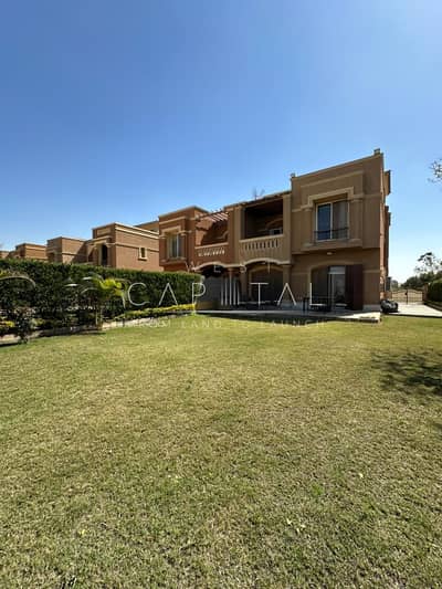 Villa for Sale in Royal Meadows Compound – Sheikh Zayed