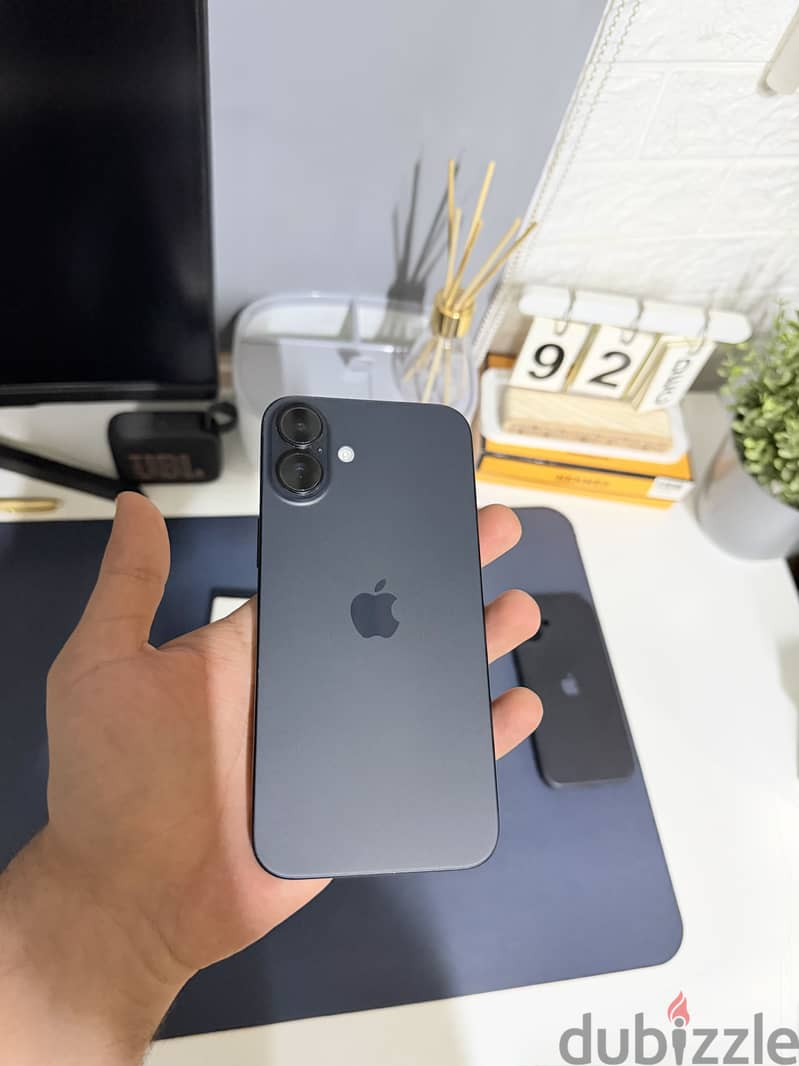 Apple - iPhone 16 Plus 2