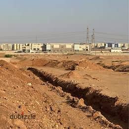 Plot on the main road in the Eastern Expansions, Series 4.