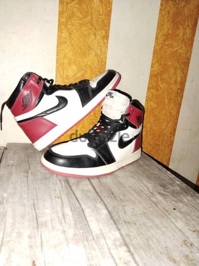 Nike Air Jordan 1
