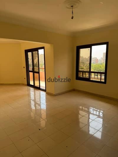 للإيجار | شقة سكنية 150م² – الدور الثاني – بحرية بالكامل – المنطقة التاسعة