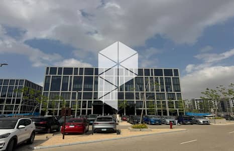Prime 96 sqm Office for Rent in CFC