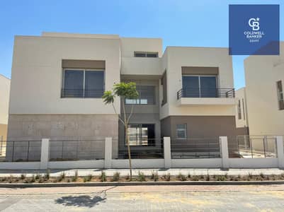 فيلا ستاندالون للبيع | استلام فوري | دقائق من العاصمة الإدارية والجامعة الأمريكية  | بالم هيلز، القاهرة الجديدة