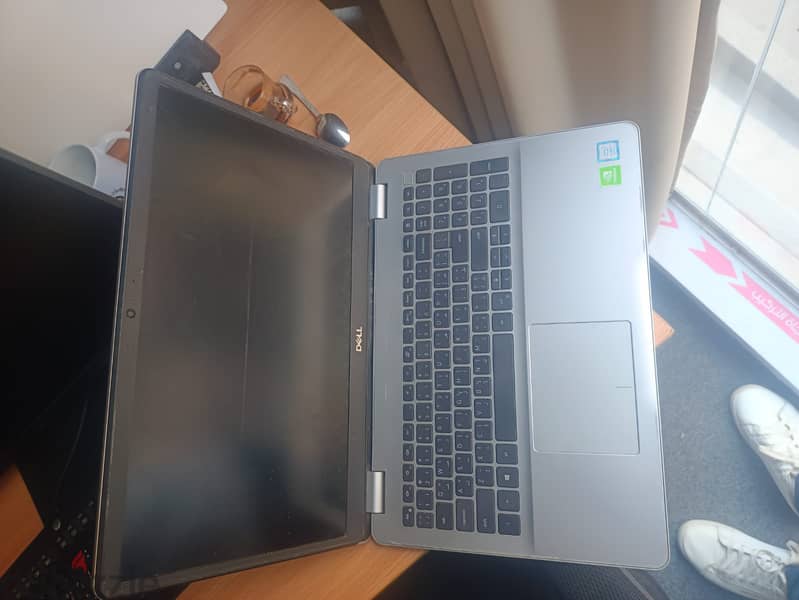 Dell Inspiron 5584 2