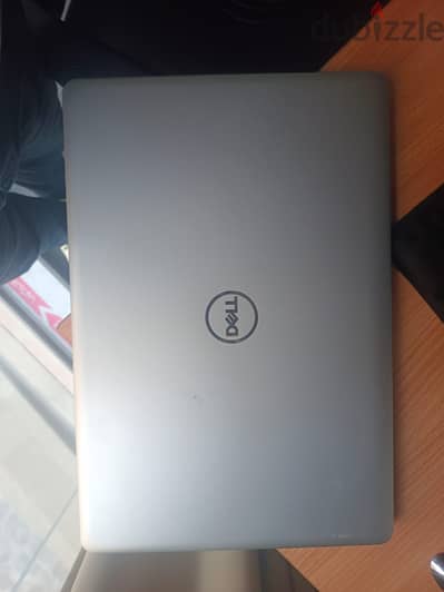 Dell Inspiron 5584