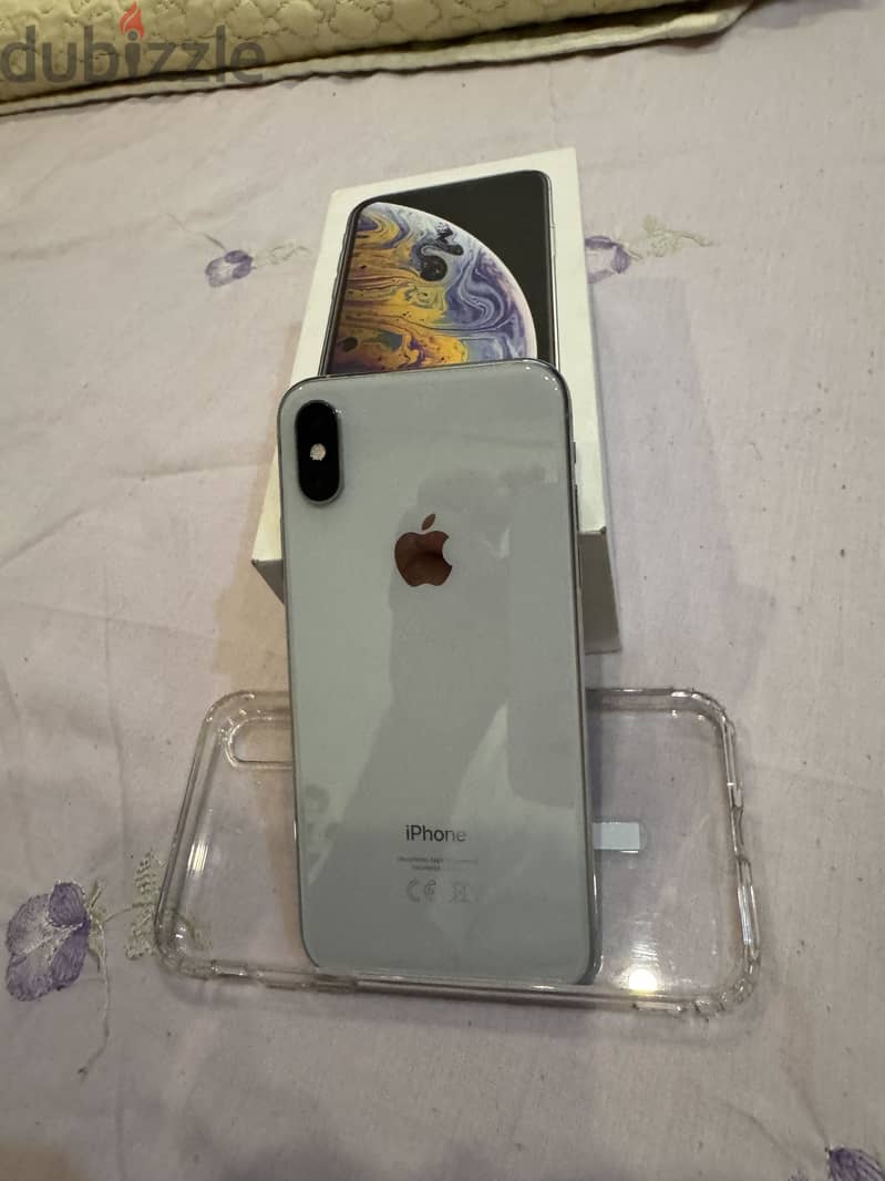 Apple - iPhone XS 1