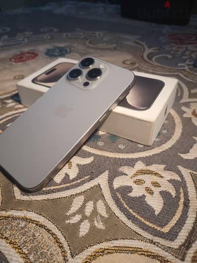 iPhone 15 pro 128g