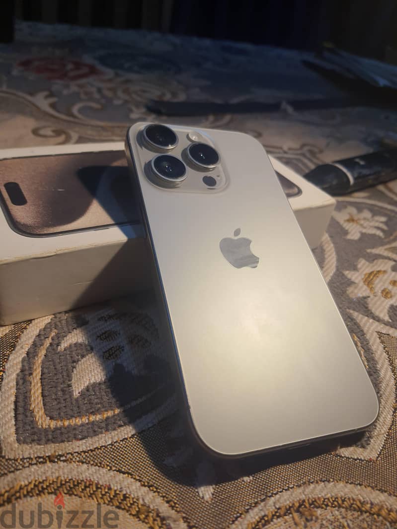 iPhone 15 pro 128g 3