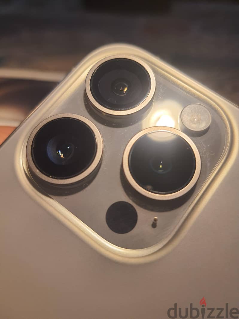 iPhone 15 pro 128g 6