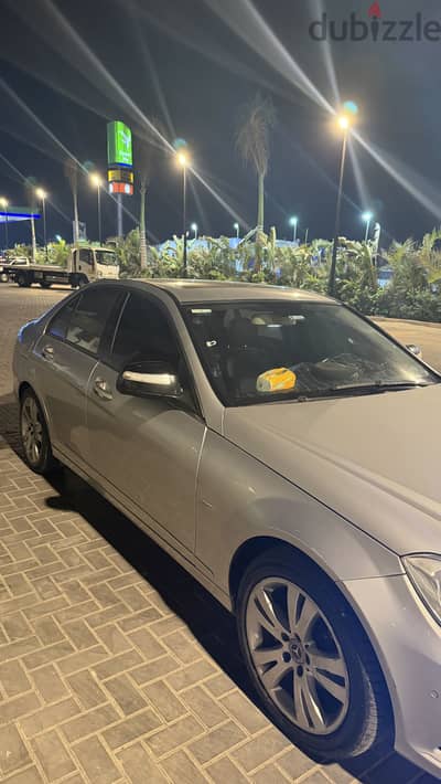 مرسيدس بنز سى 280 2009