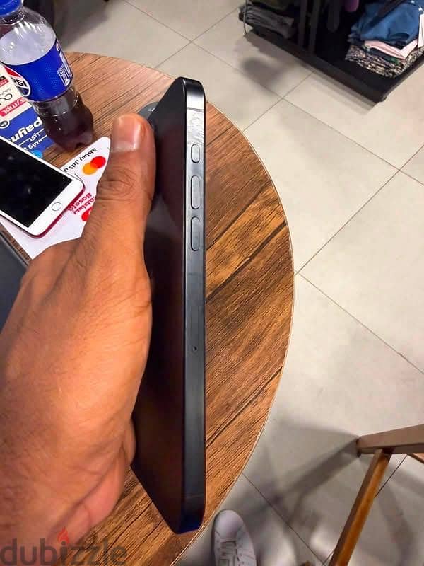 Apple - iPhone 15 Pro Max 2