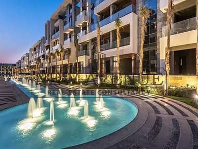 أقل سعر بأفضل موقع في باتيو أورو El Patio Oro شقة للبيع بإطلالة مميزة على الكلوب هاوس والعناصر المائية