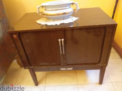 تليفزيون موبيليا انتيك Vintage T. V National