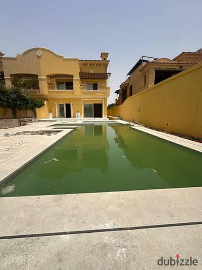 Twin house for sale 520 meter prime location in leena springs
