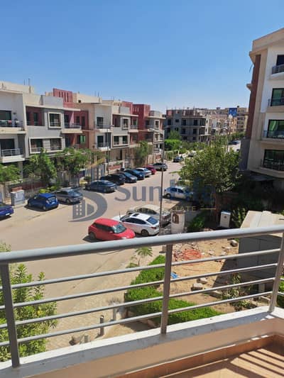 للبيع شقة ناصية فيو جاردن وفيلل في كمبوند الزهور مدينة الفردوس امام دريم لاند وبجوار حي الاشجار 6 اكتوبر