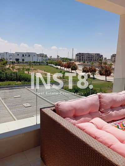 شاليه فاخر للبيع مفروش ومجهز بالكامل في هاسيندا باي