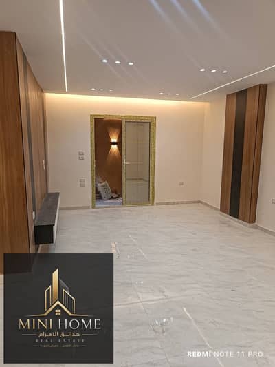 For sale: 115 sqm ground-floor apartment with a garden in Hadayek Al-Ahram, next to the club and the mall; ultra-luxurious finishing.