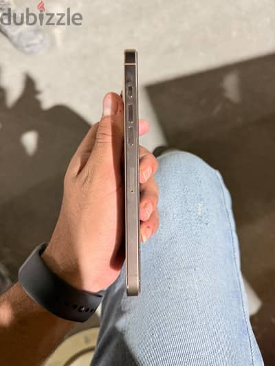 Apple - iPhone 16 Pro Max