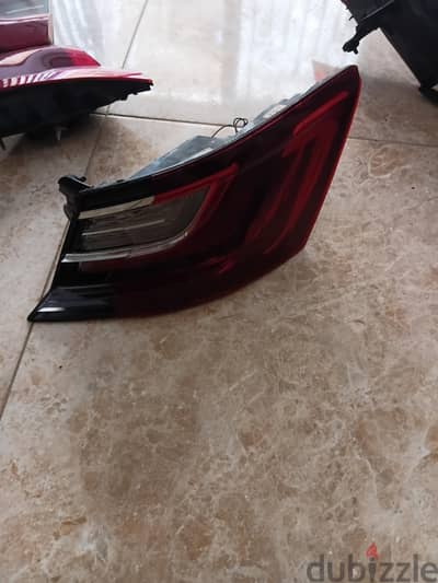 قطع غيار سيارات