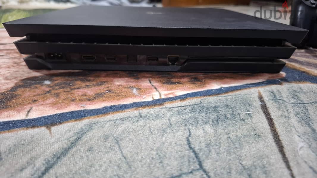 ps4 pro 1T 1
